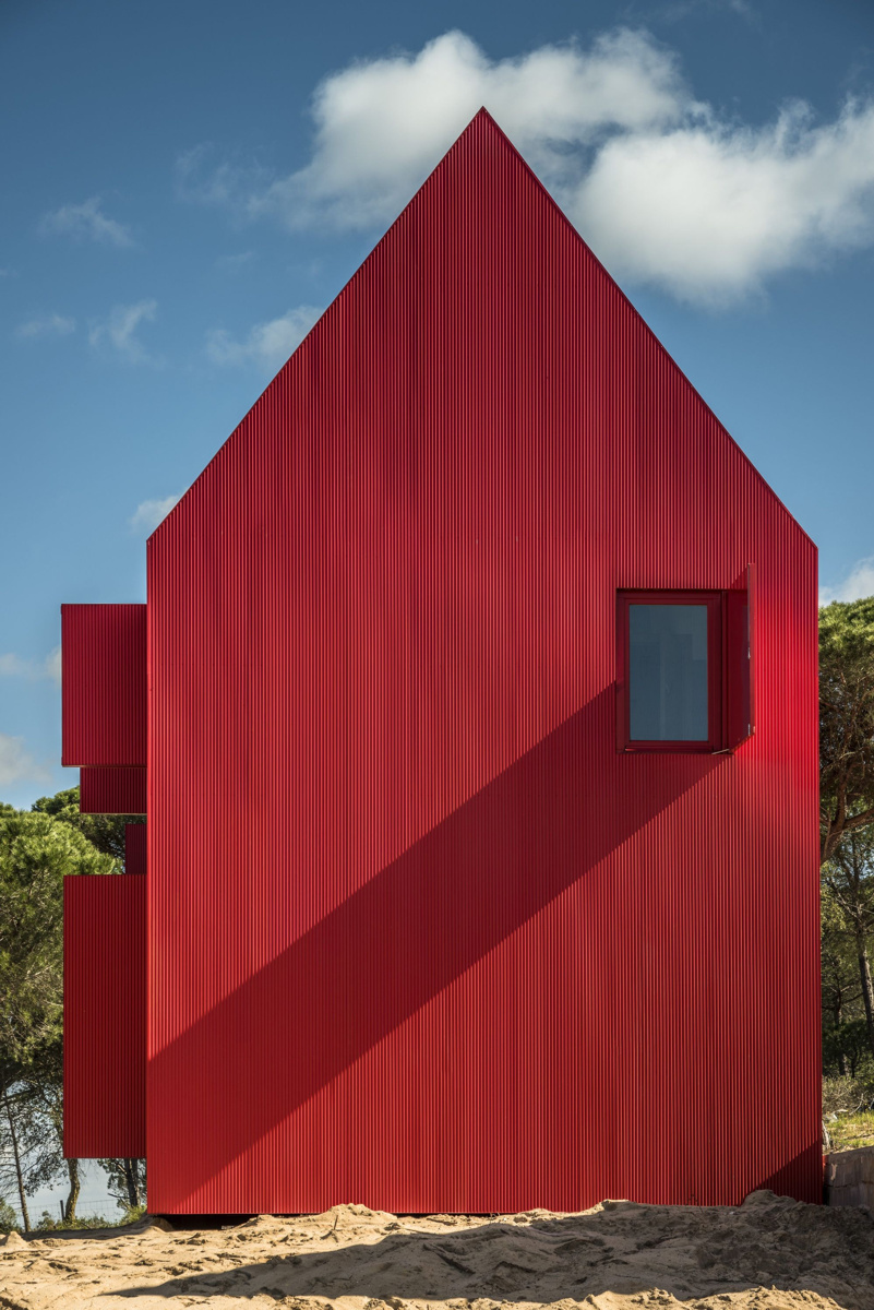 red-house-3.jpg