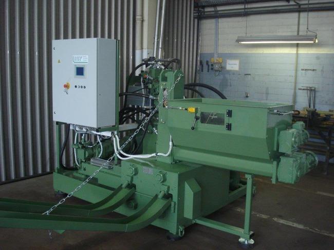 Пресс для топливных брикетов ruf. Станок упаковка руф. Пресс для топливных брикетов ruf. Пресса руф. Ruf станок топливных брикетов.